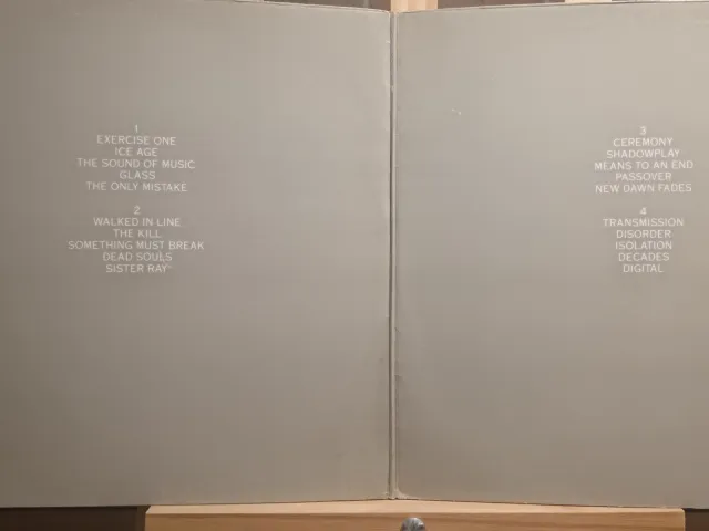 Joy Division — Still · Encarte aberto · foto 3