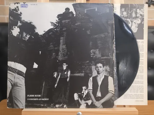 Plebe Rude — O Concreto Já Rachou · Vinil e encarte · foto 3