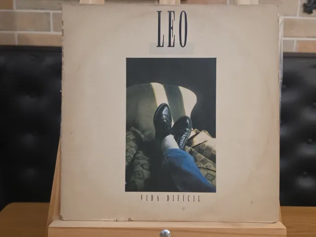 Leo Jaime — Vida Difícil · Frente · foto 1