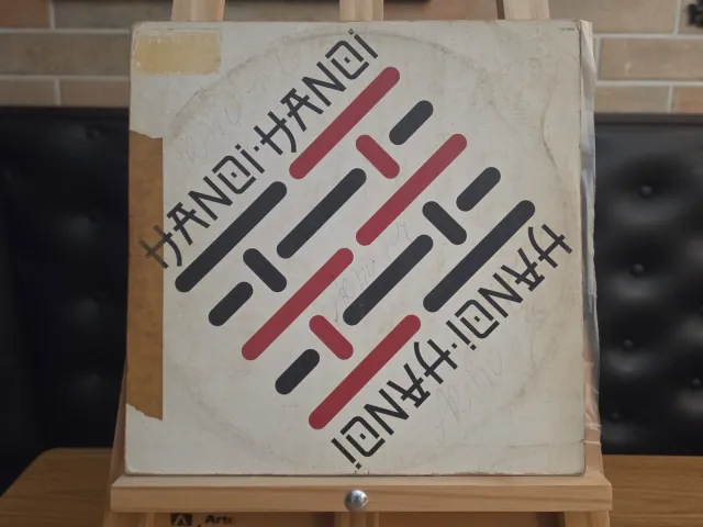 Hanoi-Hanoi — Hanoi-Hanoi · Frente · foto 1