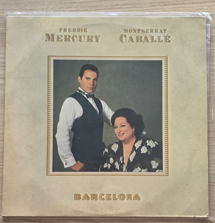 Capa de Freddie Mercury & Montserrat Caballé — Barcelona