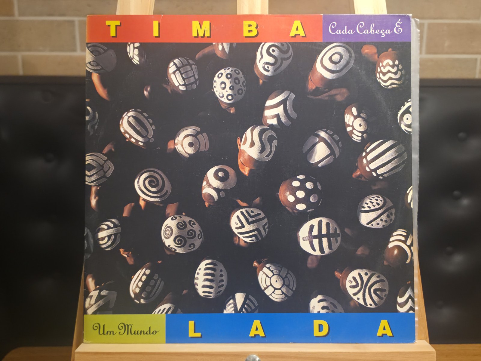 Capa de Timbalada — Cada Cabeça É um Mundo