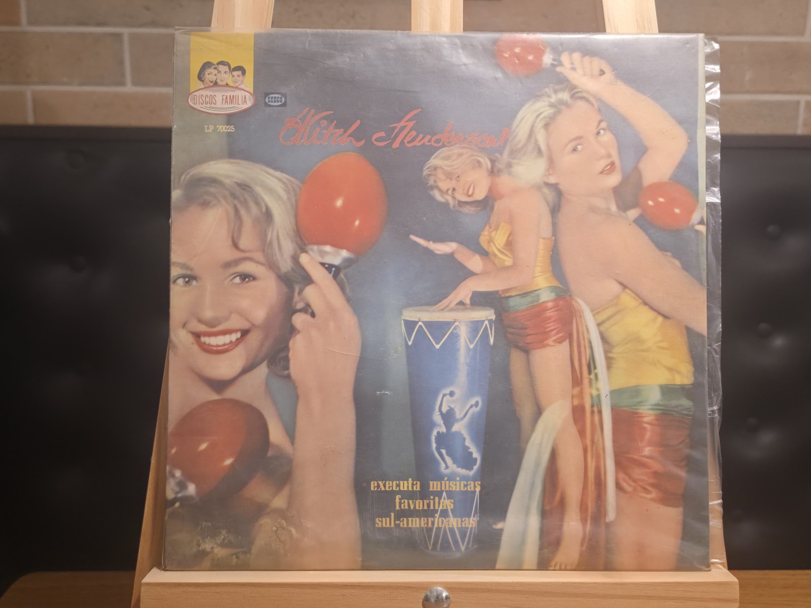 Capa de Skitch Henderson — Executa Músicas Favoritas Sul-Americanas
