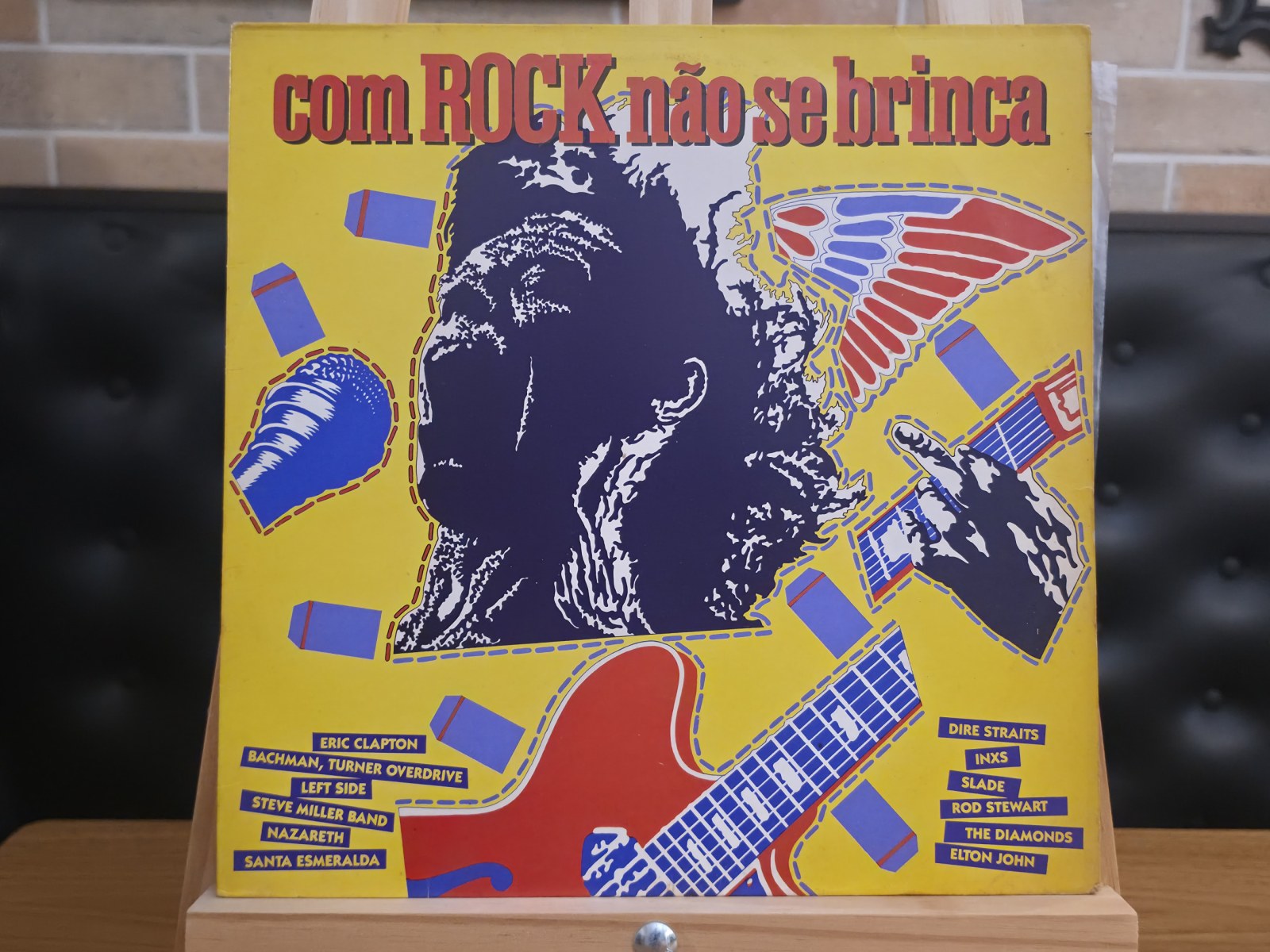 Capa de Vários artistas — Com Rock Não Se Brinca
