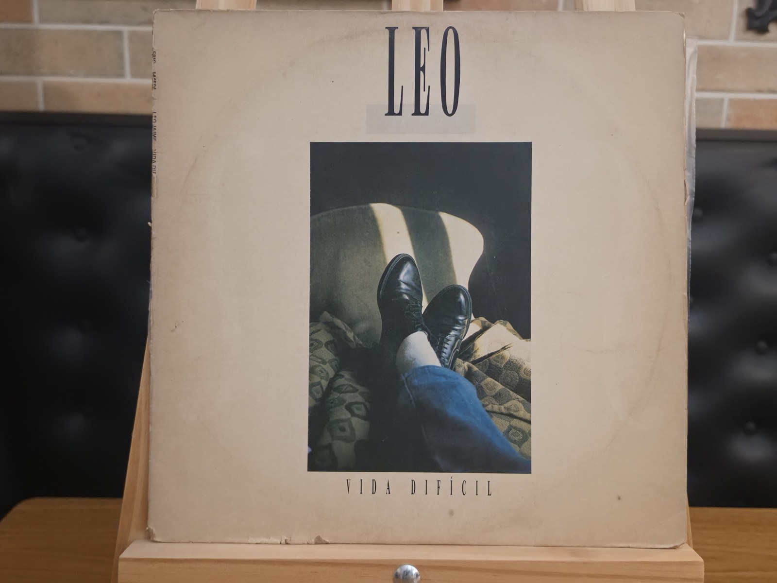 Capa de Leo Jaime — Vida Difícil