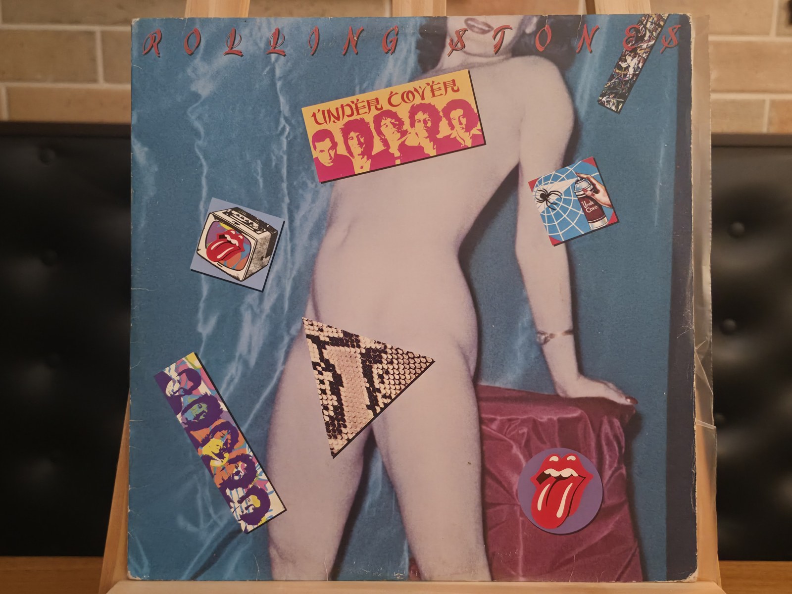 Capa de The Rolling Stones — Undercover