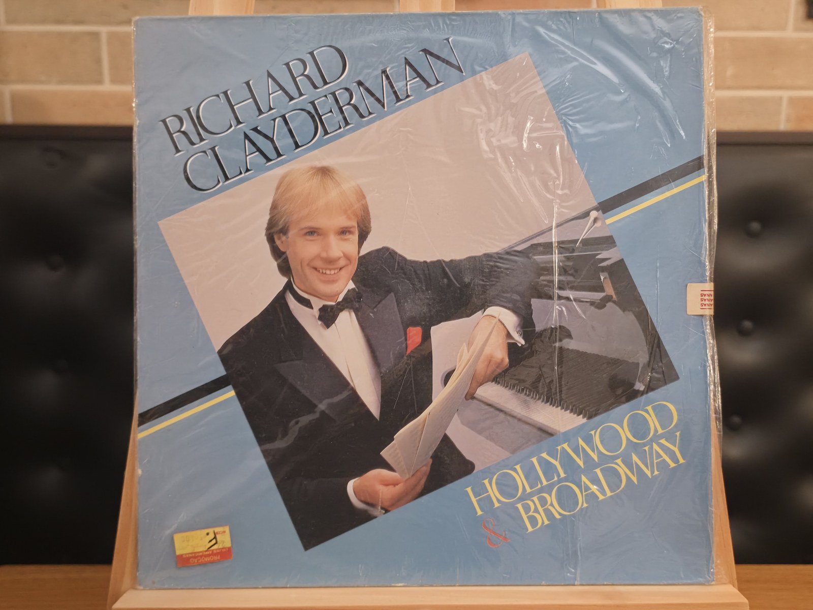 Capa de Richard Clayderman — Hollywood & Broadway