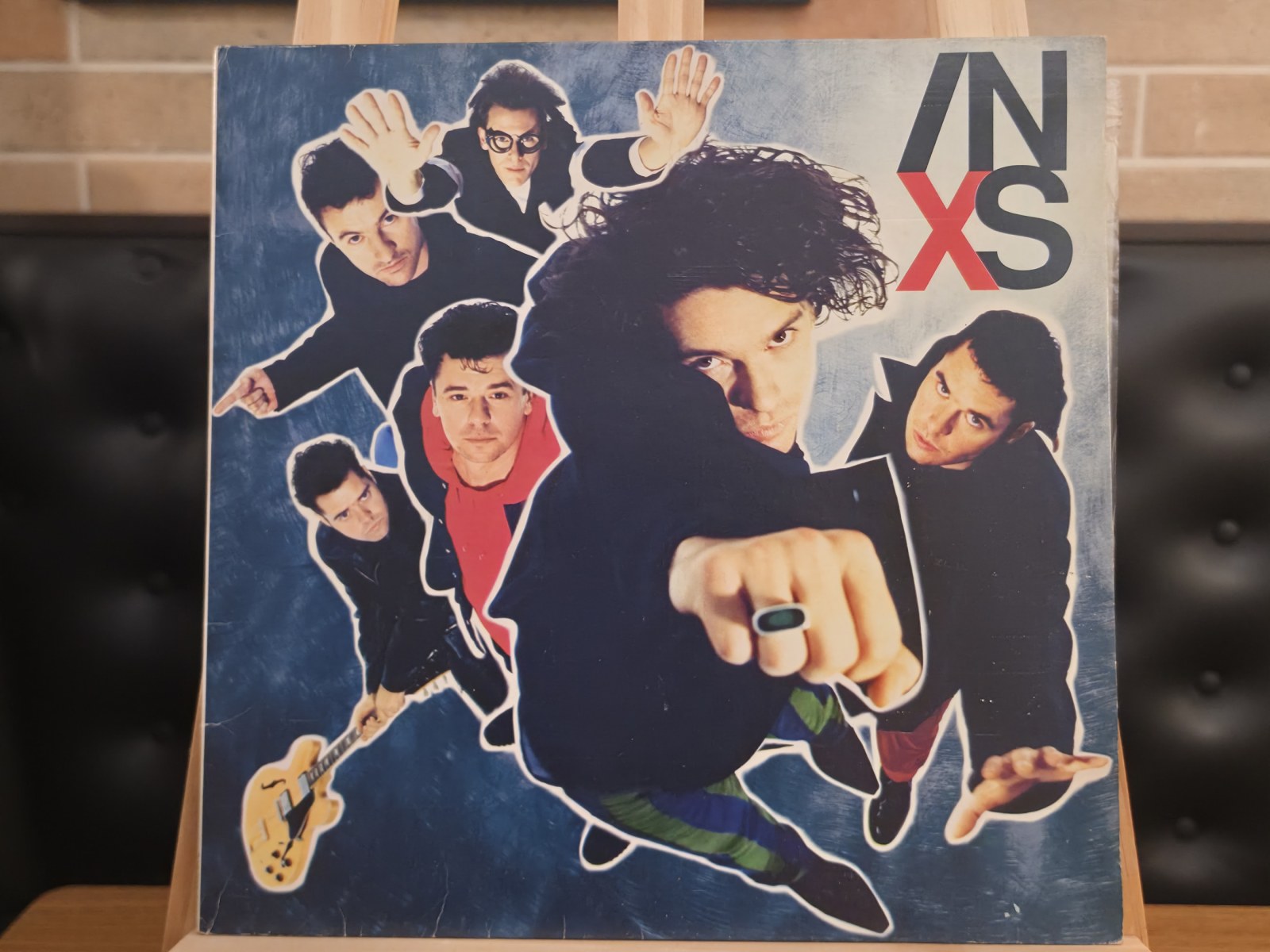 Capa de INXS — X