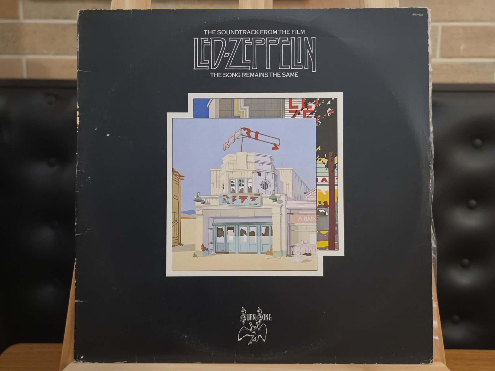 Capa de Led Zeppelin — The Song Remains the Same