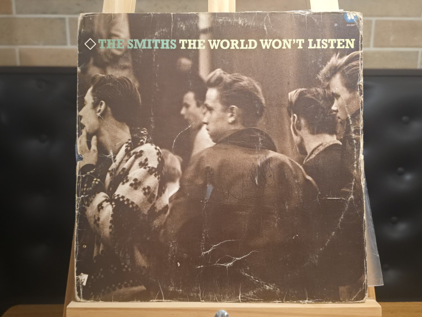 Capa de The Smiths — The World Won’t Listen