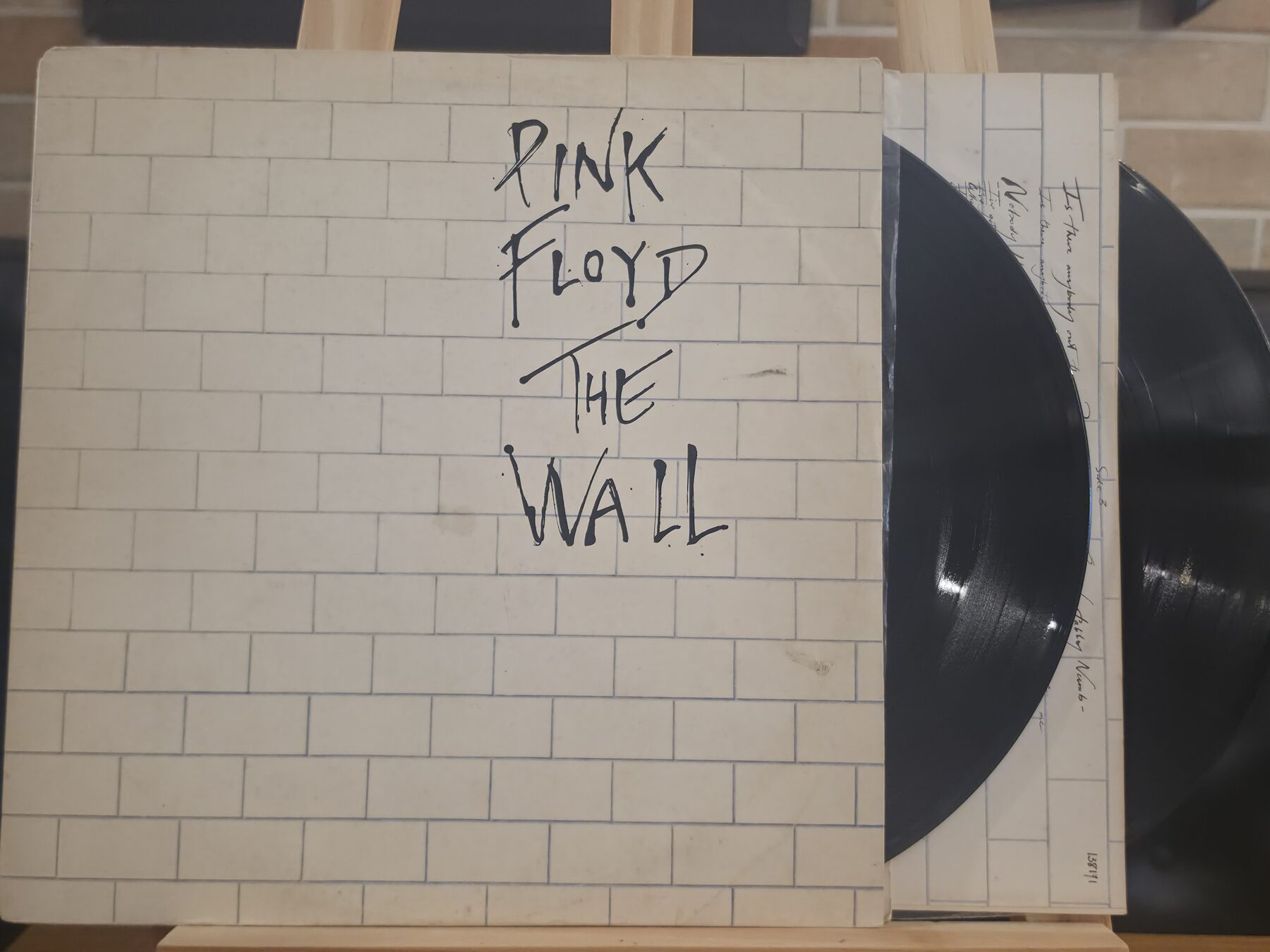 Pink Floyd — The Wall · Foto complementar · foto 3