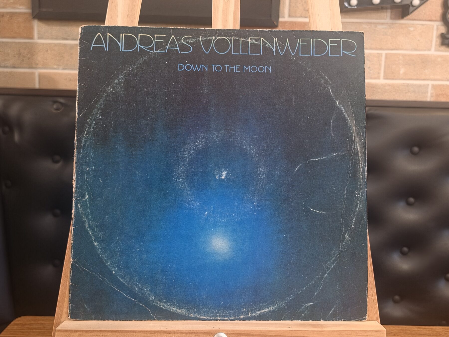 Capa de Andreas Vollenweider — Down to the Moon