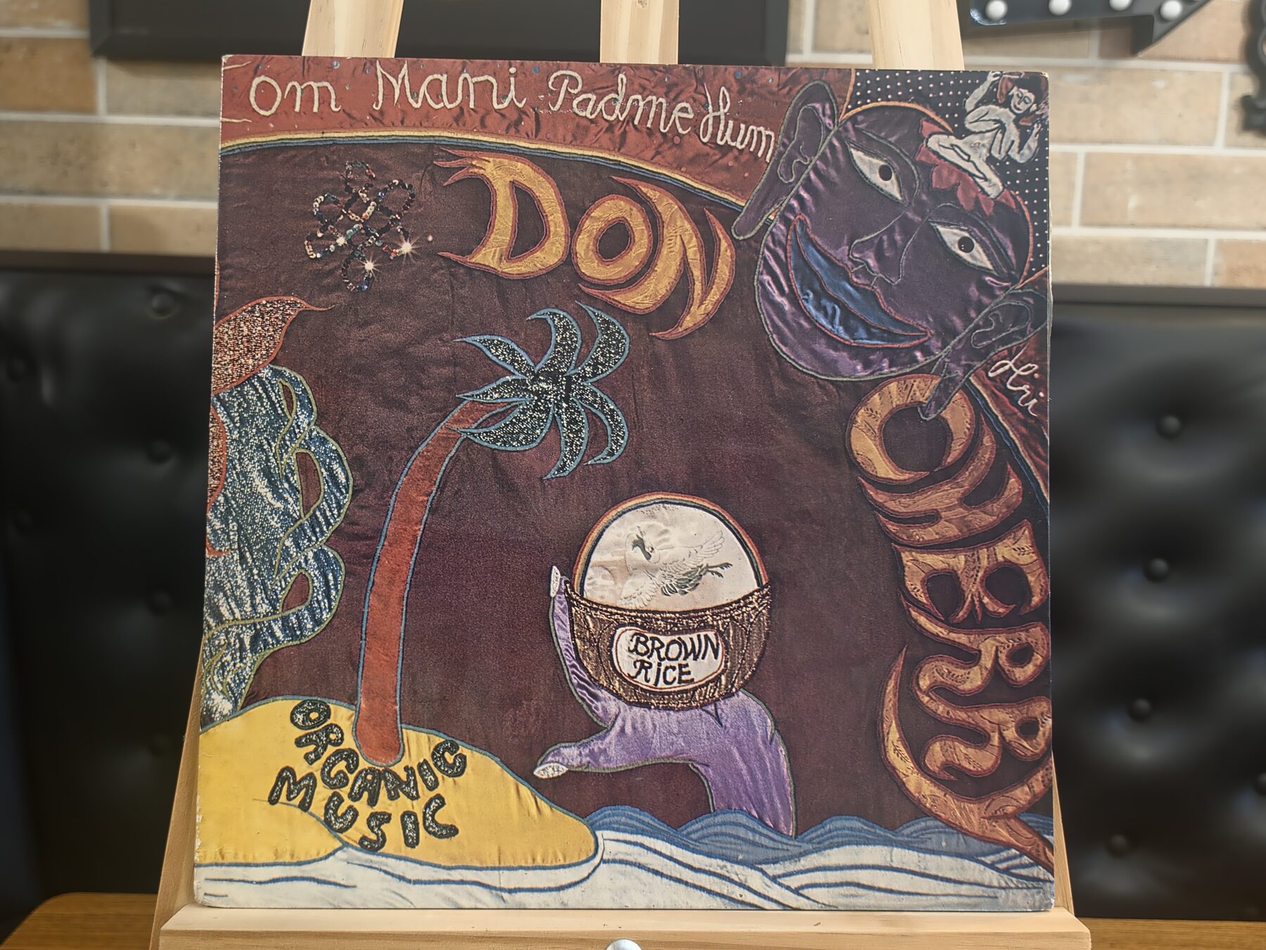 Capa de Don Cherry — Brown Rice / Om Mani Padme Hum
